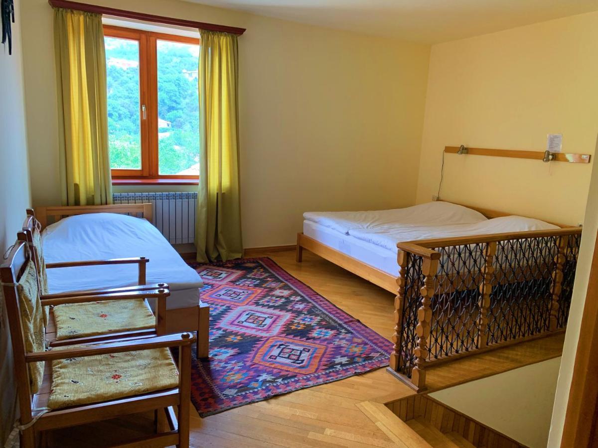 Hotel Mirhav Goris Exterior photo